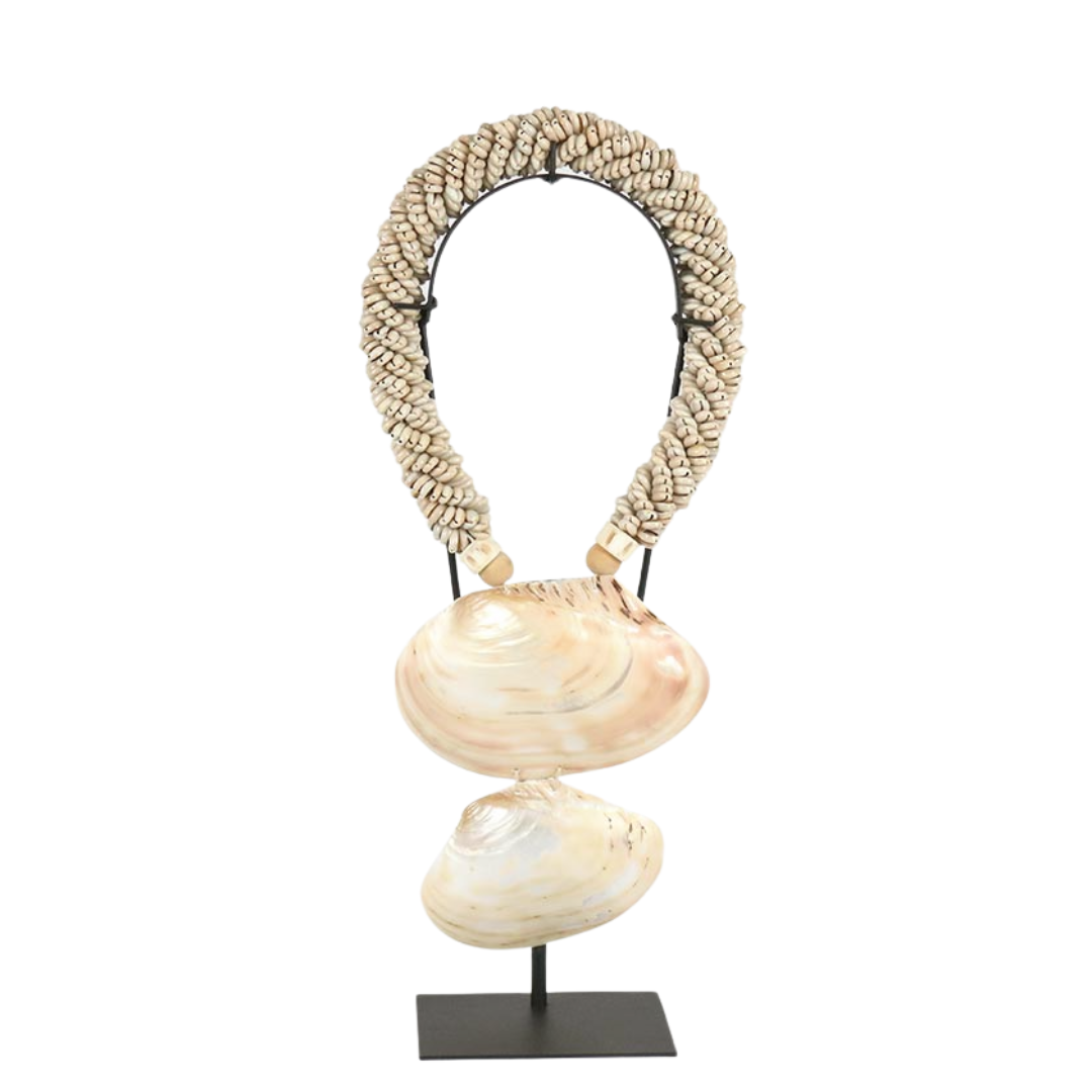 Shell Necklace with Pendant